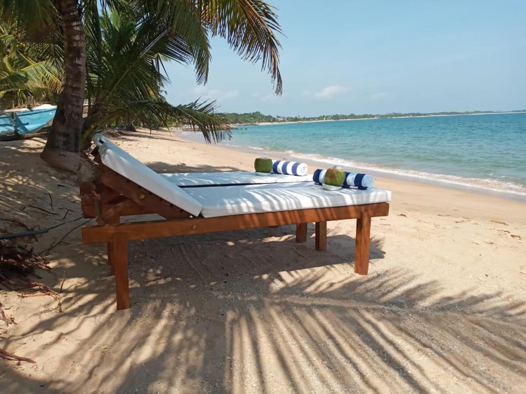 Serenity Beach Cabanas Тангалле Екстер'єр фото