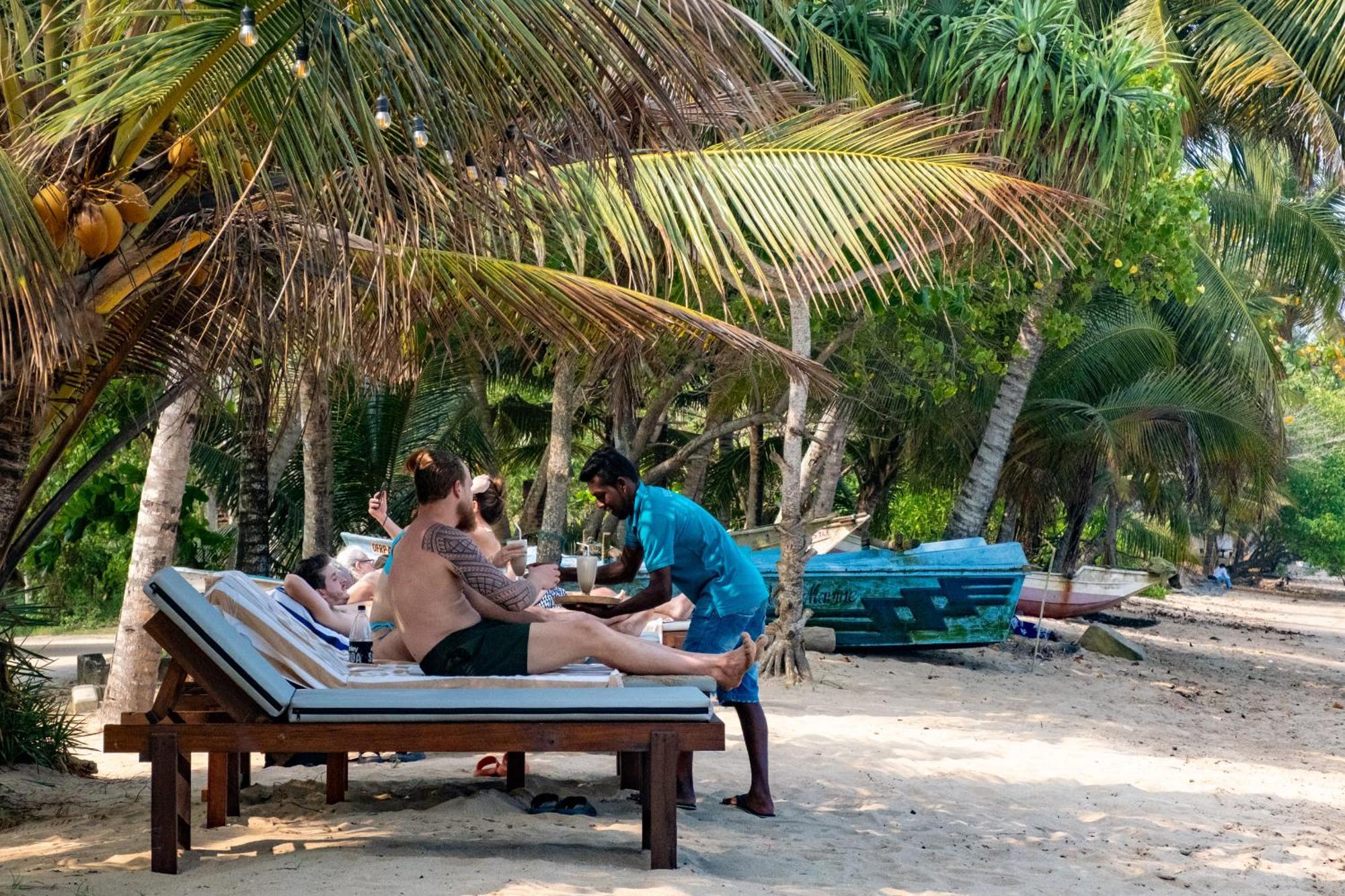 Serenity Beach Cabanas Тангалле Екстер'єр фото