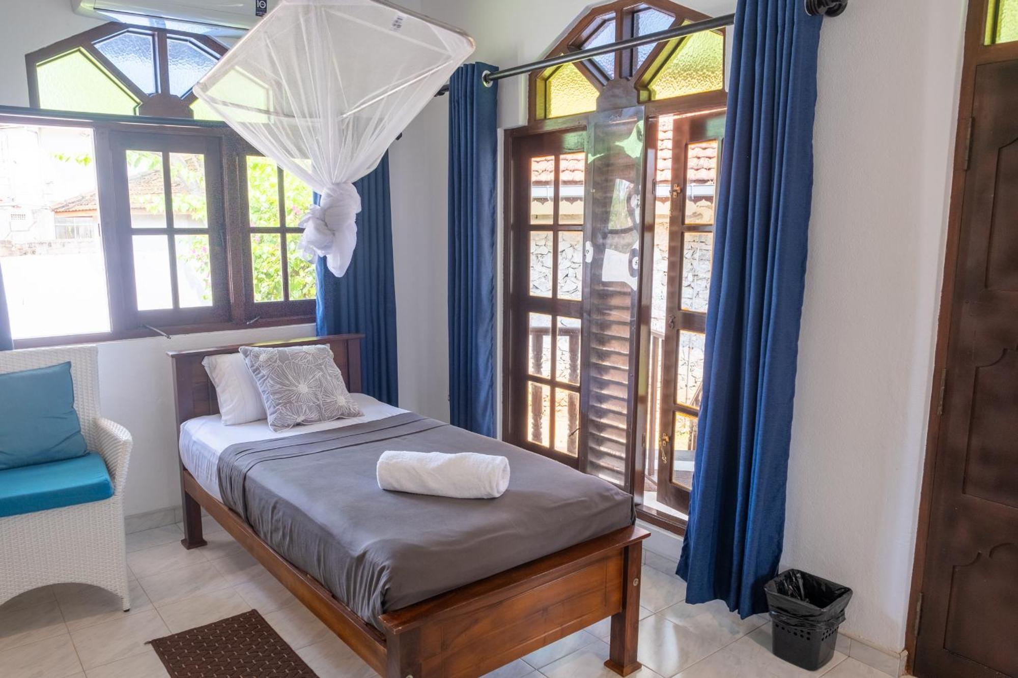 Serenity Beach Cabanas Тангалле Екстер'єр фото