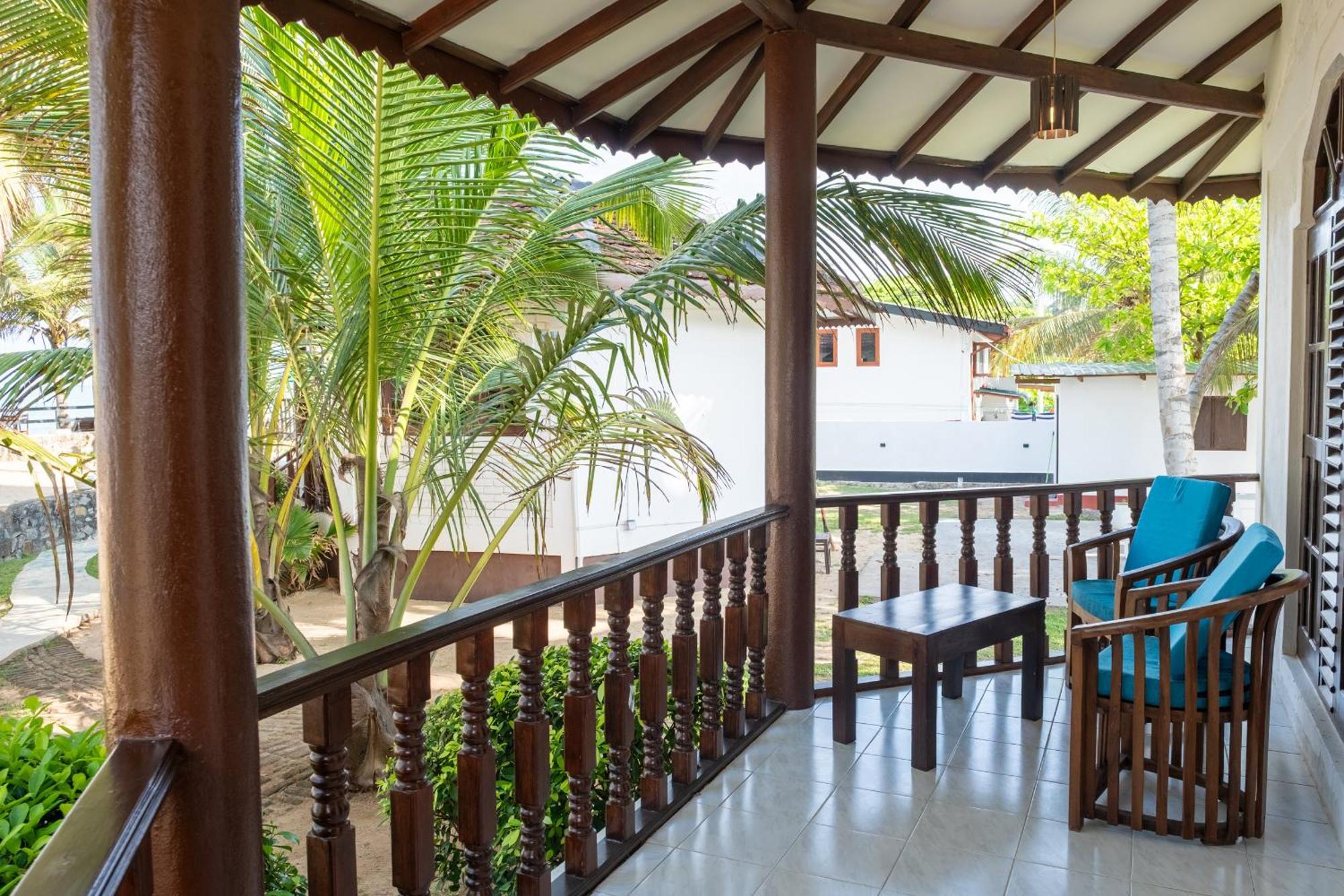 Serenity Beach Cabanas Тангалле Екстер'єр фото