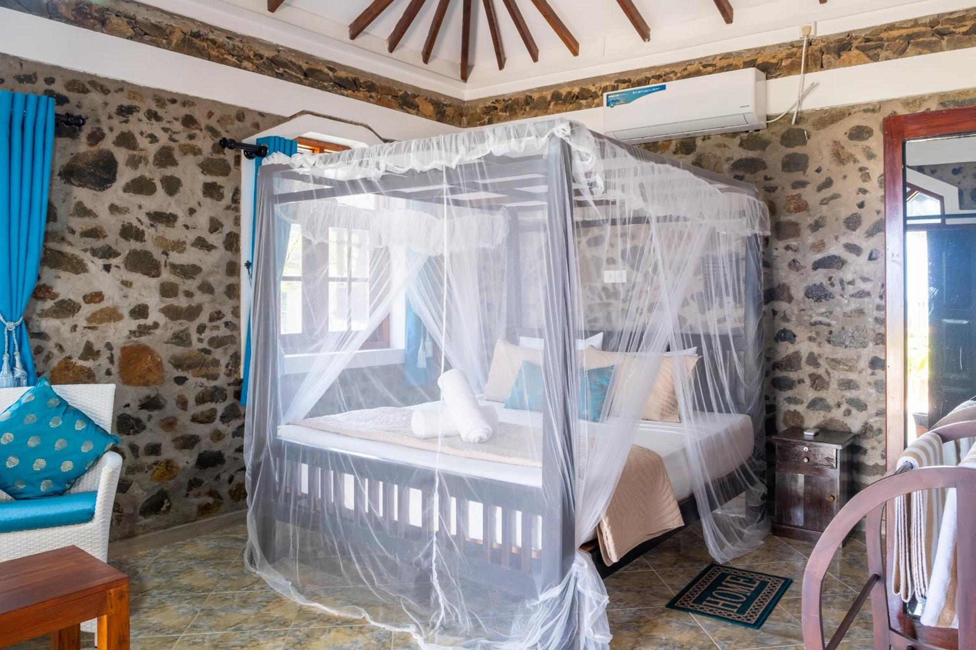Serenity Beach Cabanas Тангалле Екстер'єр фото